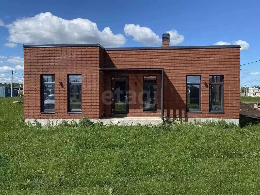 Дом в Башкортостан, Уфимский район, Русско-Юрмашский сельсовет, д. ... - Фото 1