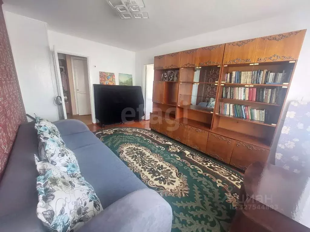 2-к кв. Амурская область, Свободный Октябрьская ул., 44 (44.0 м) - Фото 1