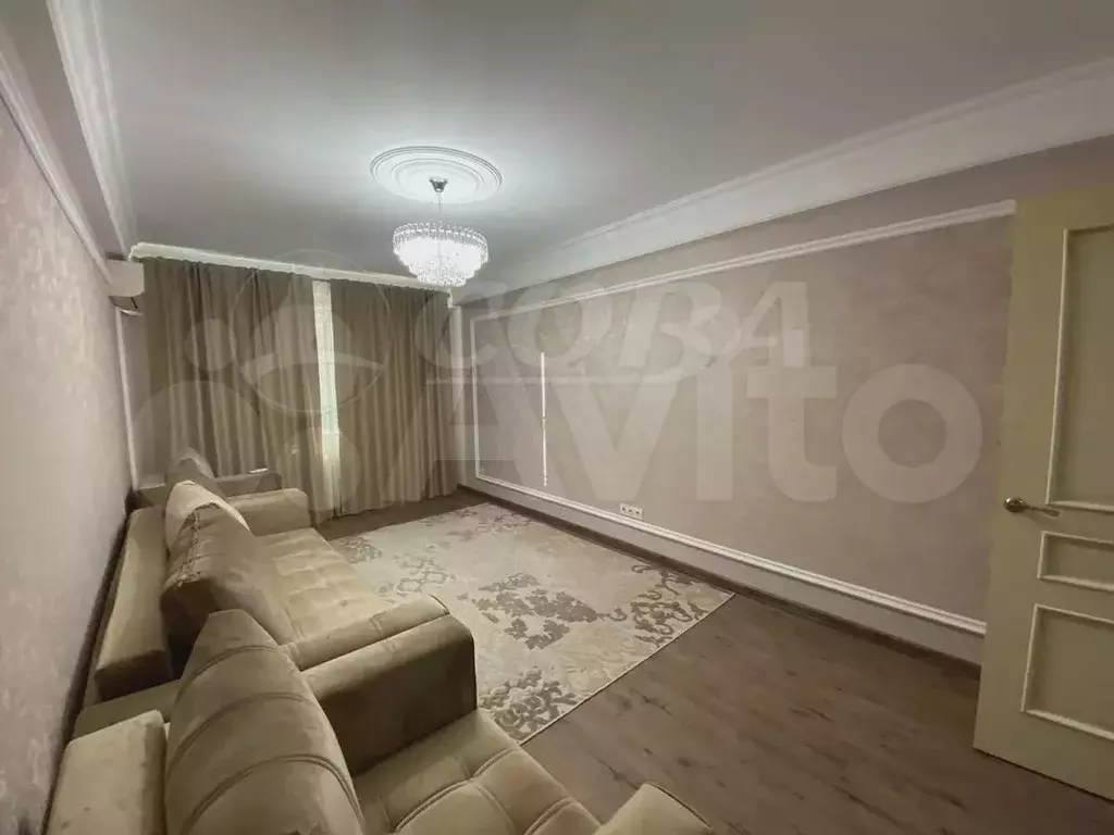 3-к. квартира, 80 м, 4/10 эт. - Фото 1