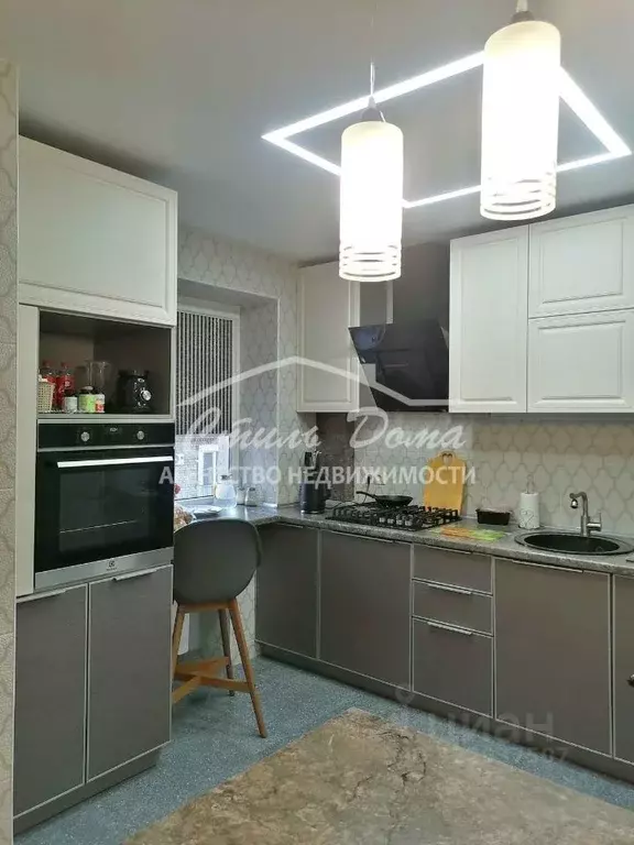 3-к кв. Волгоградская область, Волгоград Загорская ул., 8 (60.3 м) - Фото 1