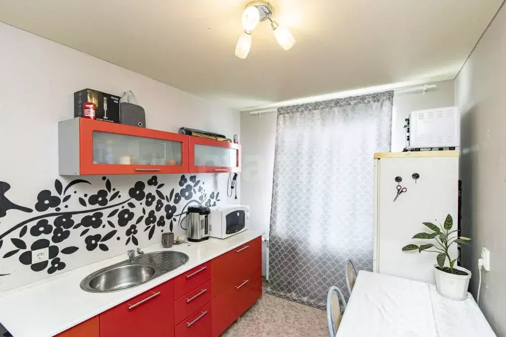 1-к кв. Тюменская область, Тюмень Антипино мкр, ул. Беловежская, 19 ... - Фото 1