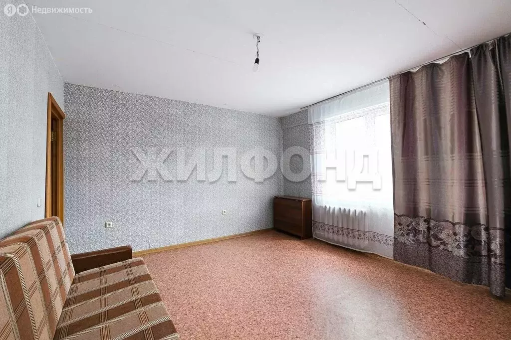 3-комнатная квартира: Новосибирск, Кировский район, Затулинский ... - Фото 1