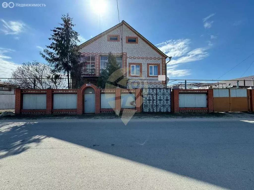 Дом в село Обуховка (247 м) - Фото 1