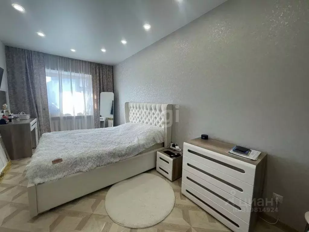 2-к кв. Ямало-Ненецкий АО, Салехард ул. Чубынина, 12 (53.2 м) - Фото 1