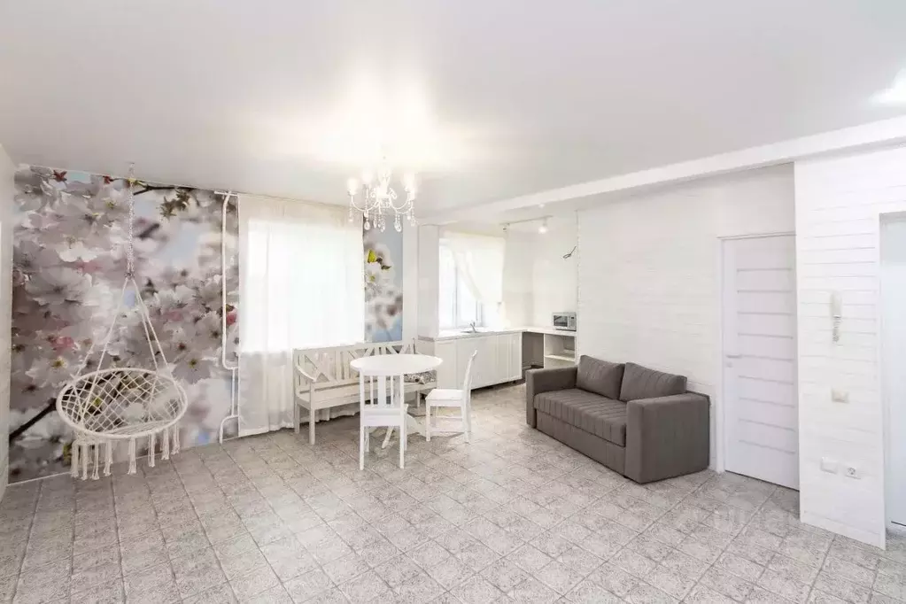 3-к кв. Тюменская область, Тюменский муниципальный округ, Боровский рп ... - Фото 1