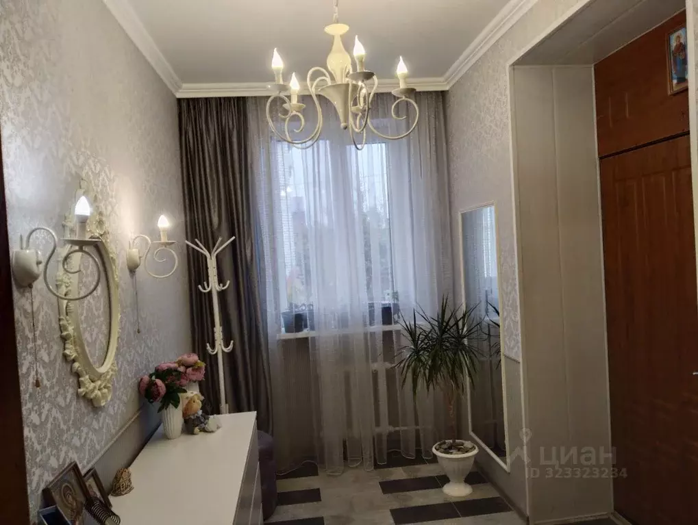 Коттедж в Курская область, Курск Есенинская ул., 34 (280 м) - Фото 1