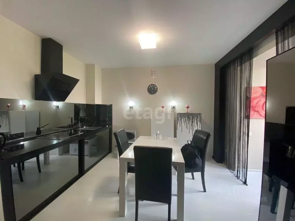 3-к кв. Белгородская область, Белгород ул. Щорса, 45к (100.0 м) - Фото 1