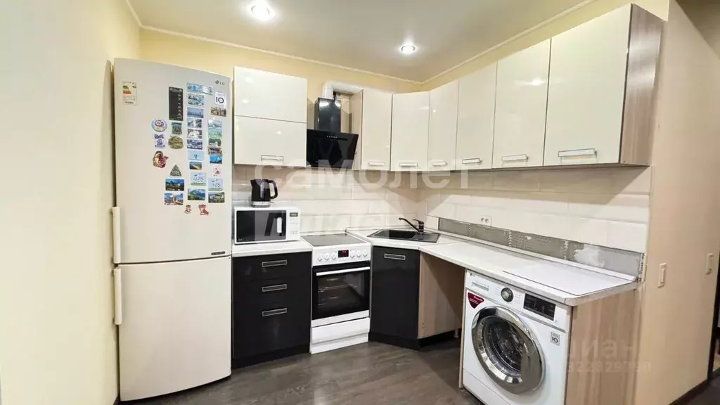 1-к кв. Брянская область, Брянск ул. Комарова, 53 (40.7 м) - Фото 1