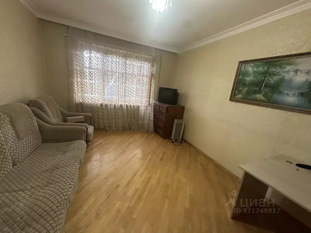 3-к кв. Северная Осетия, Владикавказ ул. Астана Кесаева, 32 (70.0 м) - Фото 0