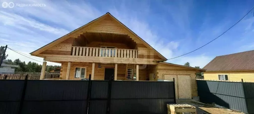 Дом в село Нижний Саянтуй, ДНТ Багульник, 3-й квартал (220 м) - Фото 1