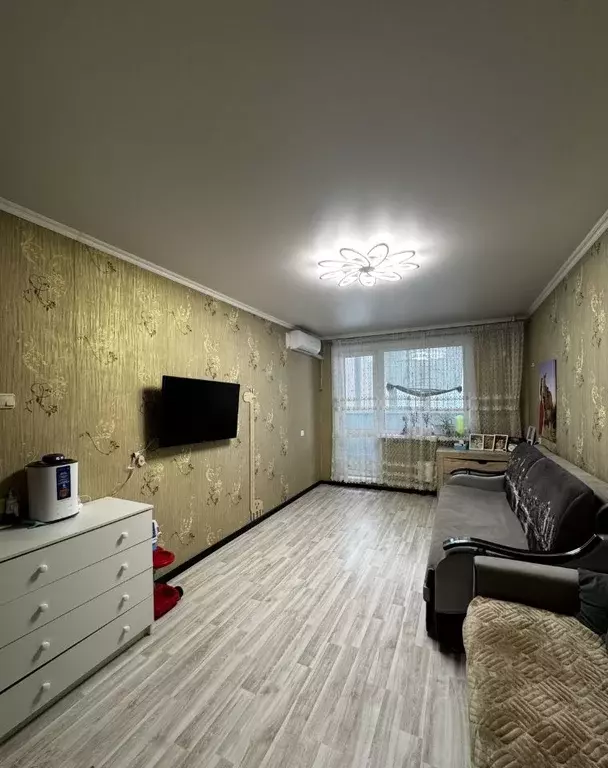 1-к кв. Самарская область, Тольятти Офицерская ул., 9 (39.5 м) - Фото 1