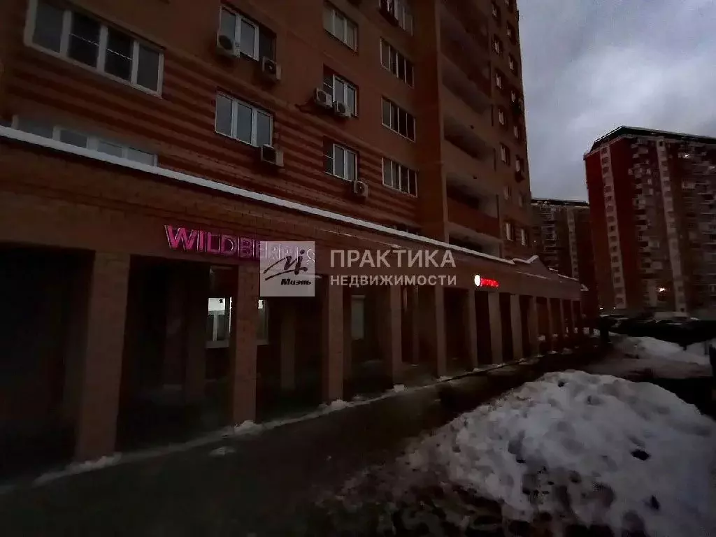 Продается 3-комнатная квартира - Фото 2