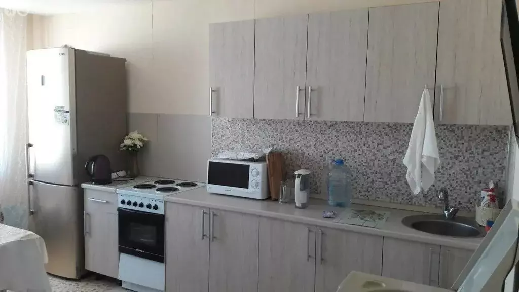 2-комнатная квартира: Новороссийск, проспект Ленина, 103 (62.4 м) - Фото 1