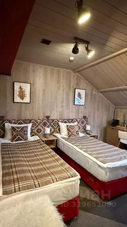 Комната Карачаево-Черкесия, Зеленчукский район, с. Архыз ул. Ленина, ... - Фото 1