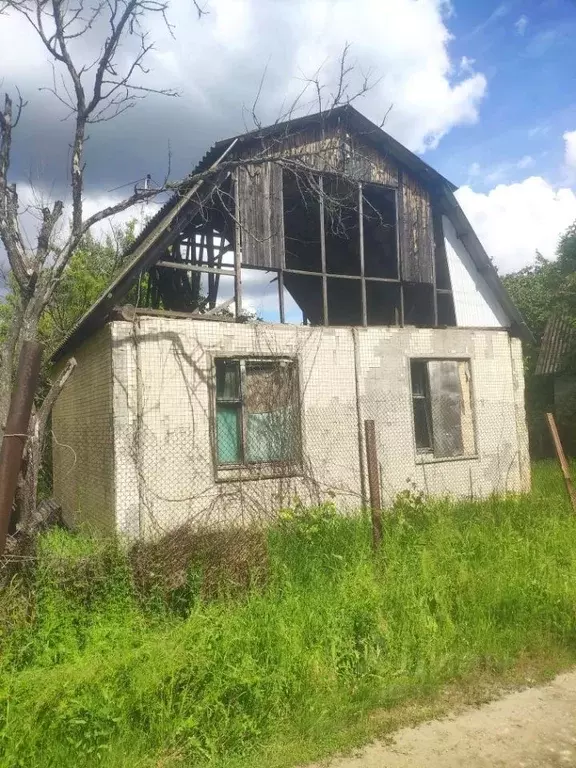 Участок в Саратовская область, Энгельс пл. Ленина (4.0 сот.) - Фото 2
