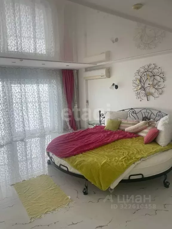 3-к кв. Крым, Ялта муниципальный округ, Отрадное пгт ул. Мориса ... - Фото 1