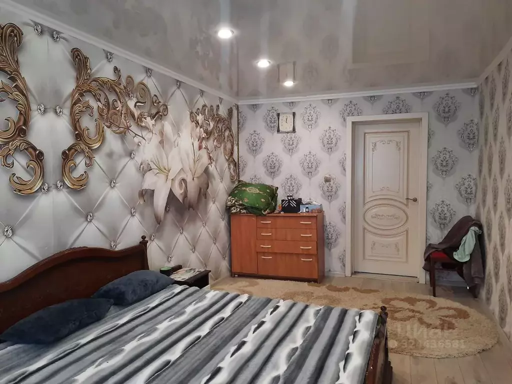 Дом в Курская область, Октябрьский район, Дьяконовский сельсовет, с. ... - Фото 2