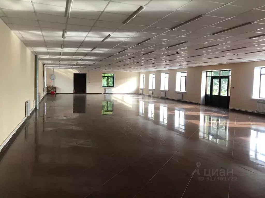 Торговая площадь в Свердловская область, Реж Трудовая ул., 40А (480 м) - Фото 1