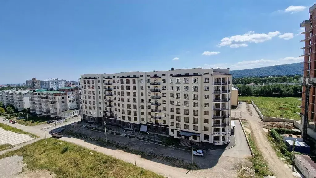 3-к кв. Кабардино-Балкария, Нальчик ул. Героя России Т.М. Тамазова, 2А ... - Фото 0