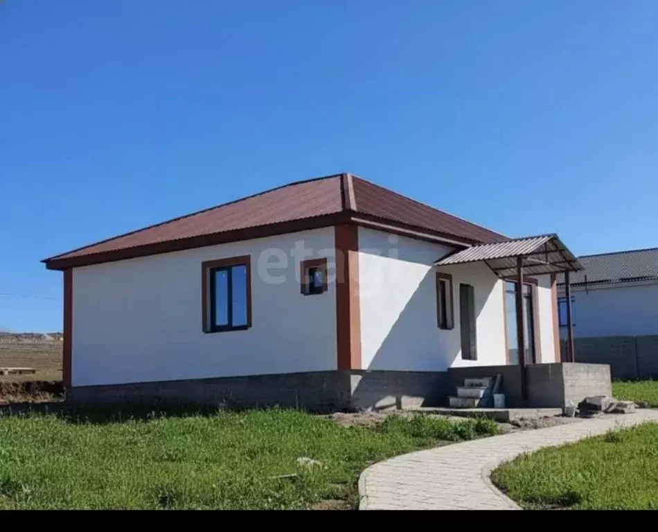 Дом в Крым, Симферопольский район, с. Урожайное ул. Таврическая (90 м) - Фото 2