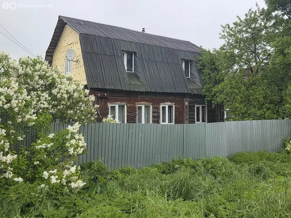 Дом в Тверская область, Калязинский муниципальный округ, деревня ... - Фото 1
