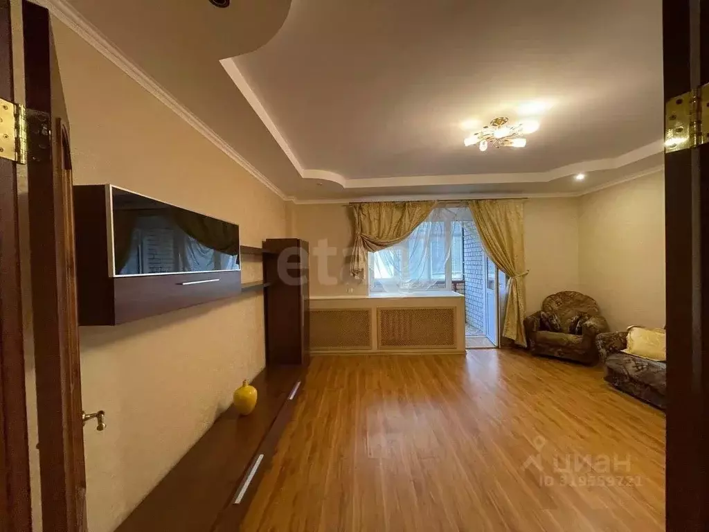 2-к кв. Татарстан, Казань ул. Восстания, 109 (70.0 м) - Фото 0