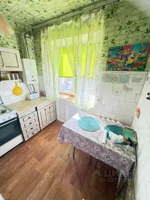 2-к кв. Тульская область, Ефремов ул. Словацкого Восстания, 23 (44.3 ... - Фото 1