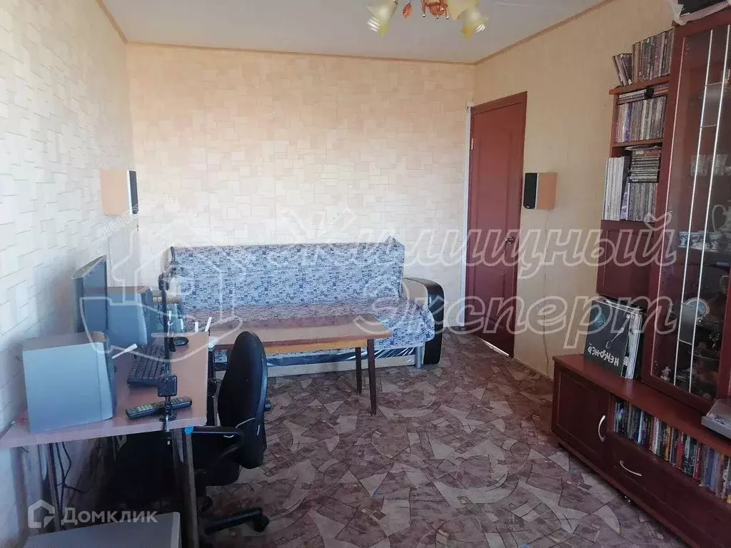 Продаётся 4-к квартира, 70.4 м - Фото 0
