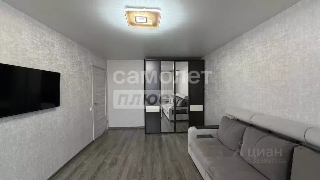 2-к кв. Татарстан, Зеленодольск ул. Комарова, 37 (54.6 м) - Фото 2