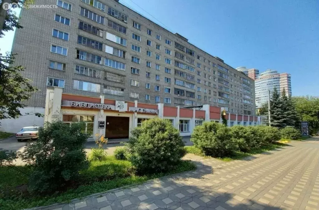3-комнатная квартира: Киров, Октябрьский район, Преображенская улица, ... - Фото 0