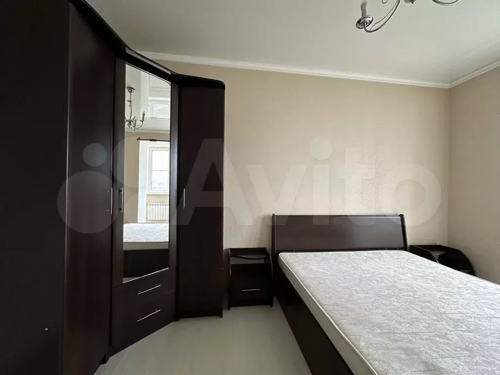 2-к. квартира, 70м, 2/5эт. - Фото 0