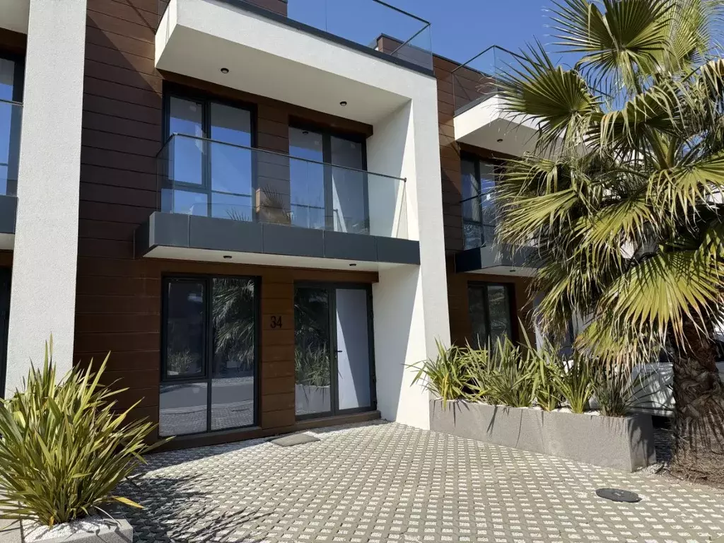 Таунхаус в Краснодарский край, Сочи городской округ, с. Орел-Изумруд ... - Фото 1