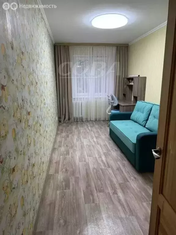 3-комнатная квартира: Тобольск, микрорайон 7А, 35Б (79 м) - Фото 0