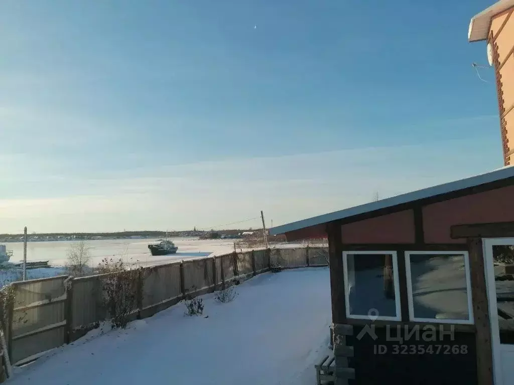 Дом в Карелия, Кемь Подужемская ул., 12Б (50 м) - Фото 1