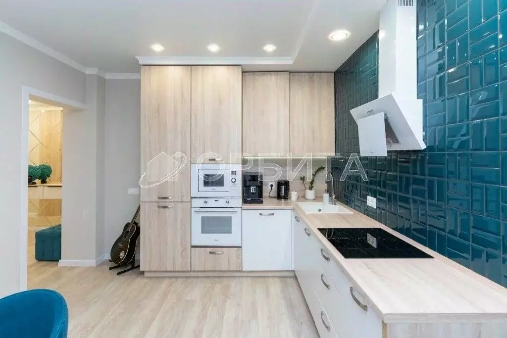 3-к кв. Тюменская область, Тюмень ул. Константина Посьета, 16 (69.8 м) - Фото 2