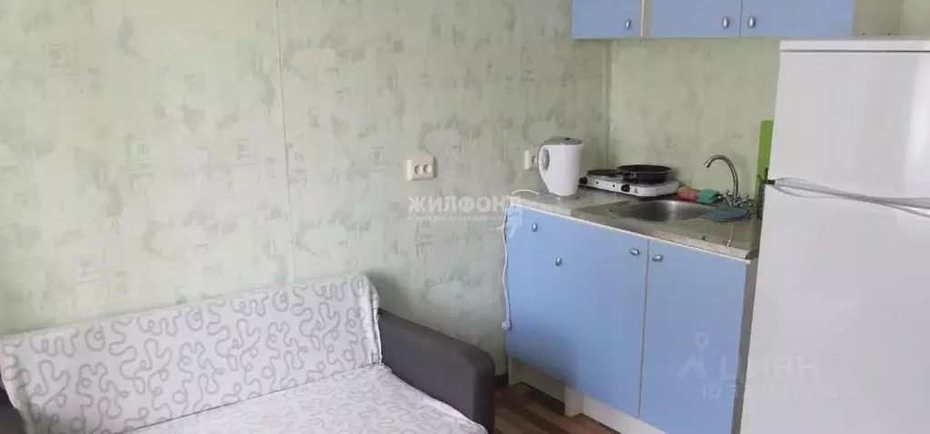 Студия Новосибирская область, Новосибирск ул. Одоевского, 1/8 (21.0 м) - Фото 2