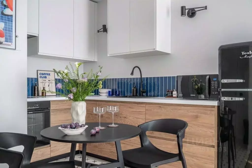 1-к кв. Свердловская область, Екатеринбург ул. Хуторская, 1/6 (38.0 м) - Фото 1