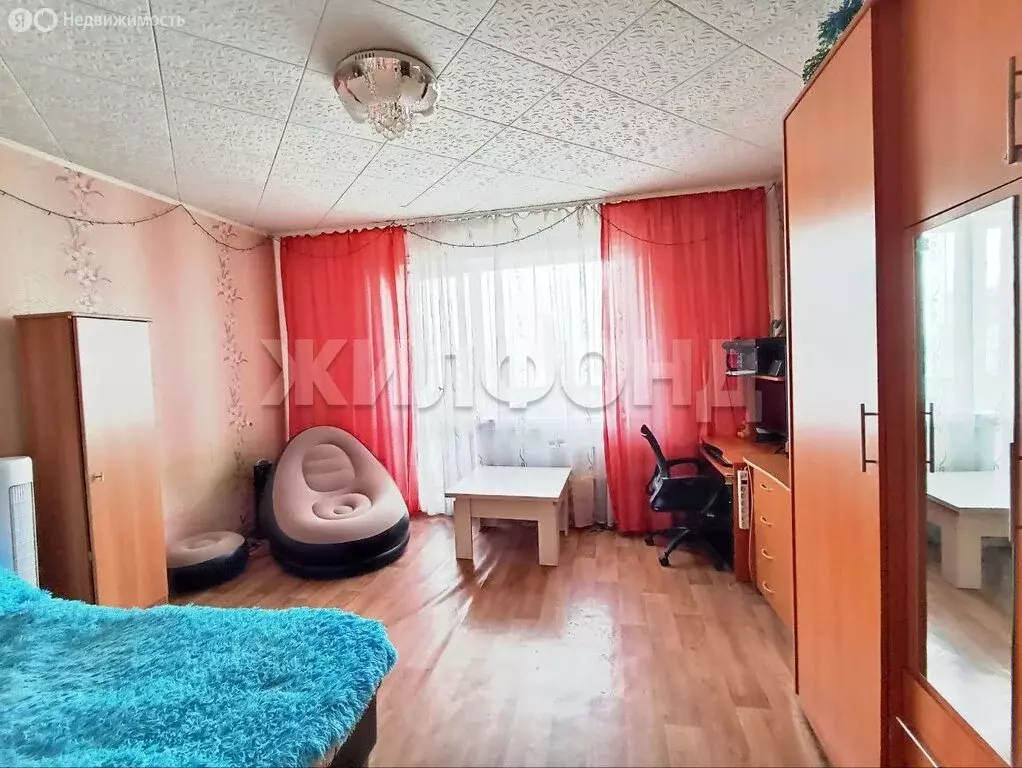 4-комнатная квартира: Новосибирск, улица В. Высоцкого, 41 (77.2 м) - Фото 1