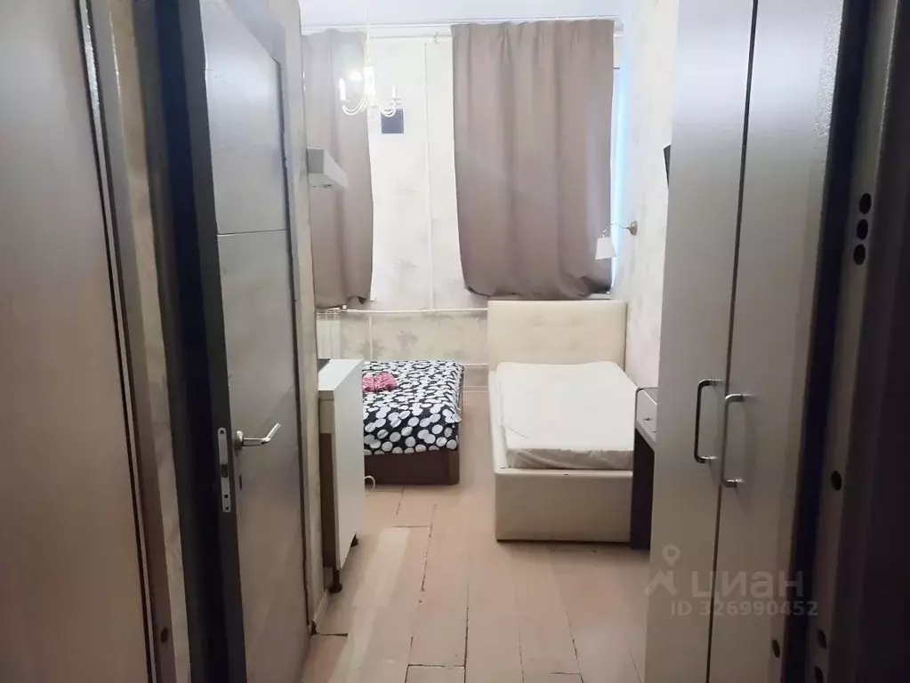 Студия Санкт-Петербург Старо-Петергофский просп., 26В (18.0 м) - Фото 1