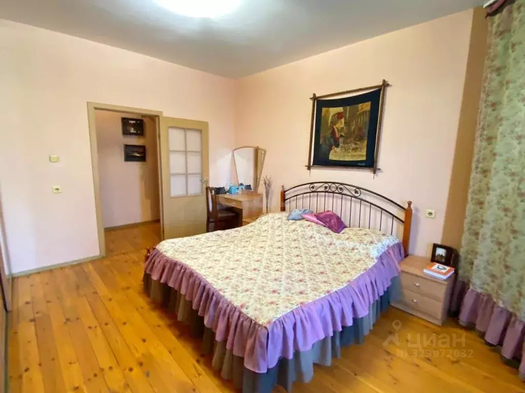 3-к кв. Кемеровская область, Новокузнецк ул. Кирова, 111 (112.9 м) - Фото 1