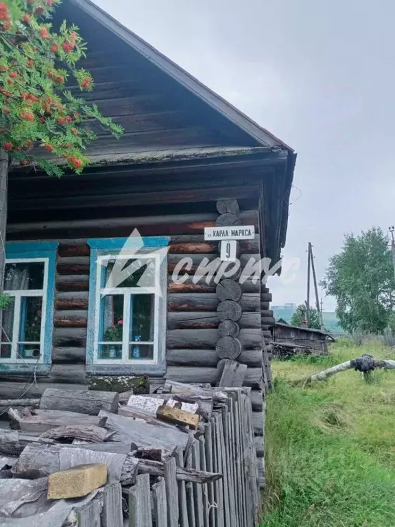 Дом в Свердловская область, Качканарский городской округ, пос. ... - Фото 0