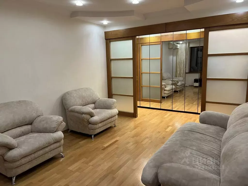 3-к кв. Адыгея, Майкоп ул. 12 Марта, 144К3 (64.0 м) - Фото 2