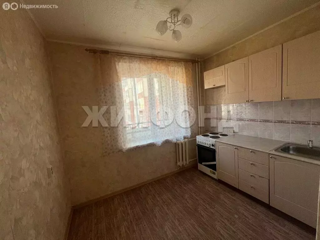 1-комнатная квартира: Томск, улица Суворова, 17 (40 м) - Фото 1