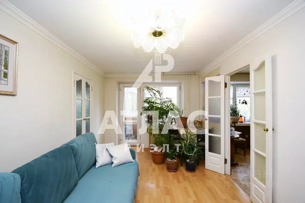 2-к кв. Омская область, Омск ул. Петра Ильичева, 4 (44.6 м) - Фото 2