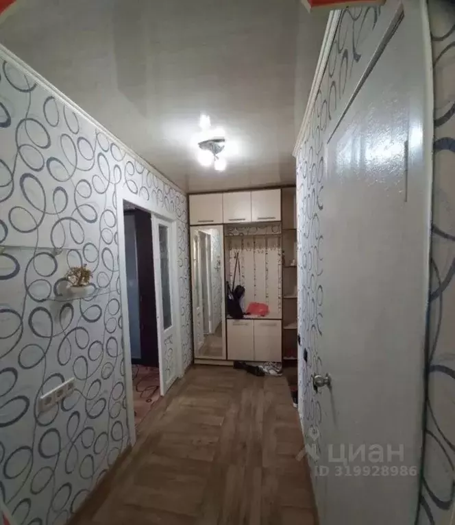 1-к кв. Крым, Симферопольский район, Гвардейское пгт ул. Острякова ... - Фото 0