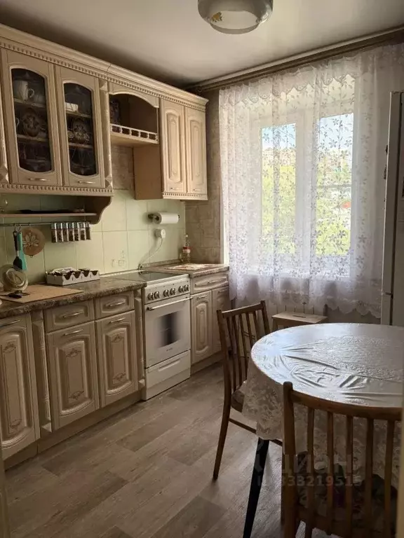 3-к кв. Бурятия, Улан-Удэ ул. Иванова, 19 (64.0 м) - Фото 1