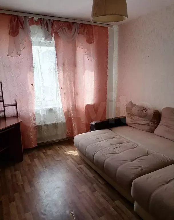 1-к. квартира, 37 м, 4/10 эт. - Фото 0