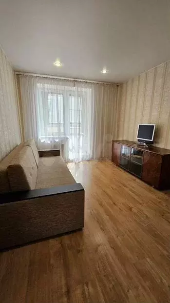 1-к. квартира, 40м, 5/10эт. - Фото 1