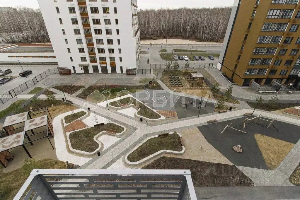 2-к кв. Тюменская область, Тюмень ул. Анатолия Клиндюка, 2 (65.4 м) - Фото 1