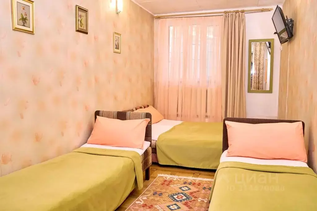 Комната Крым, Феодосия ул. Дмитрия Ульянова, 4 - Фото 1